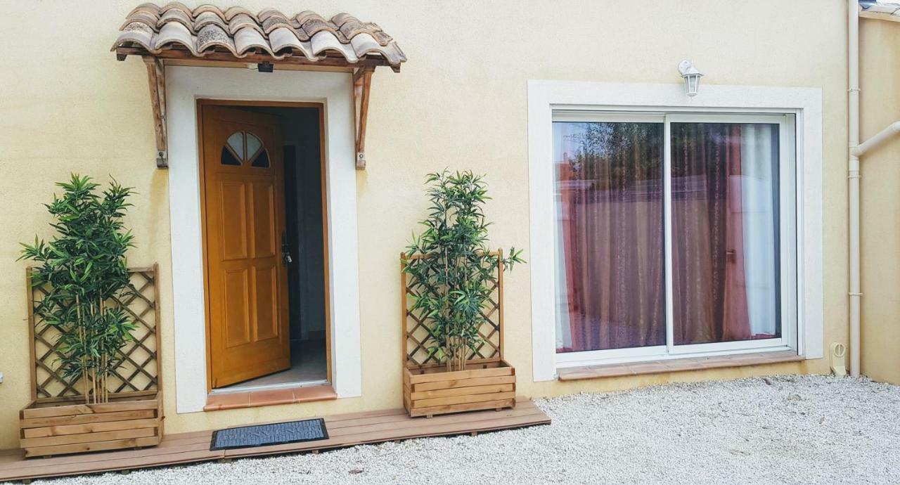Maison Avec Jardin Au Calme La Crau Kültér fotó